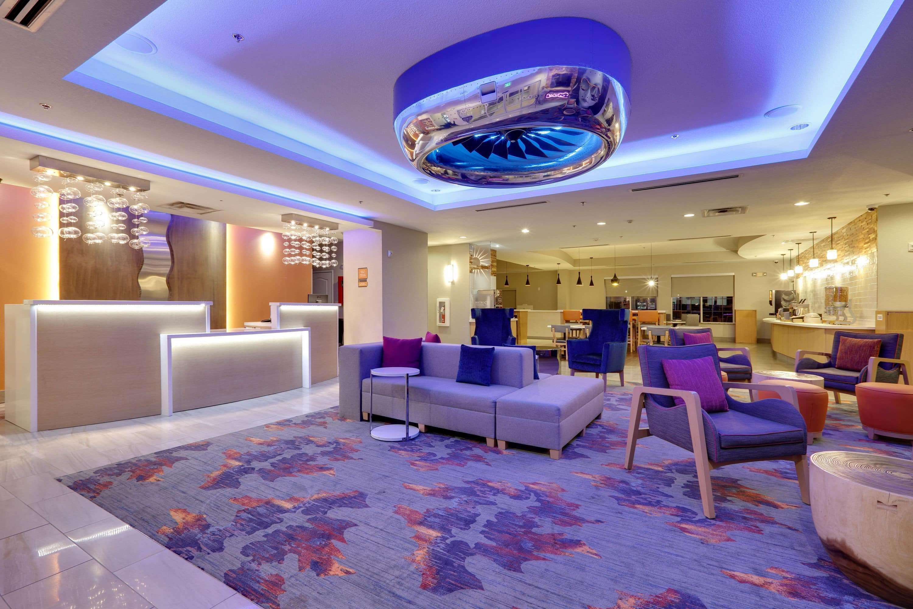 La Quinta By Wyndham Dallas Love Field Ngoại thất bức ảnh