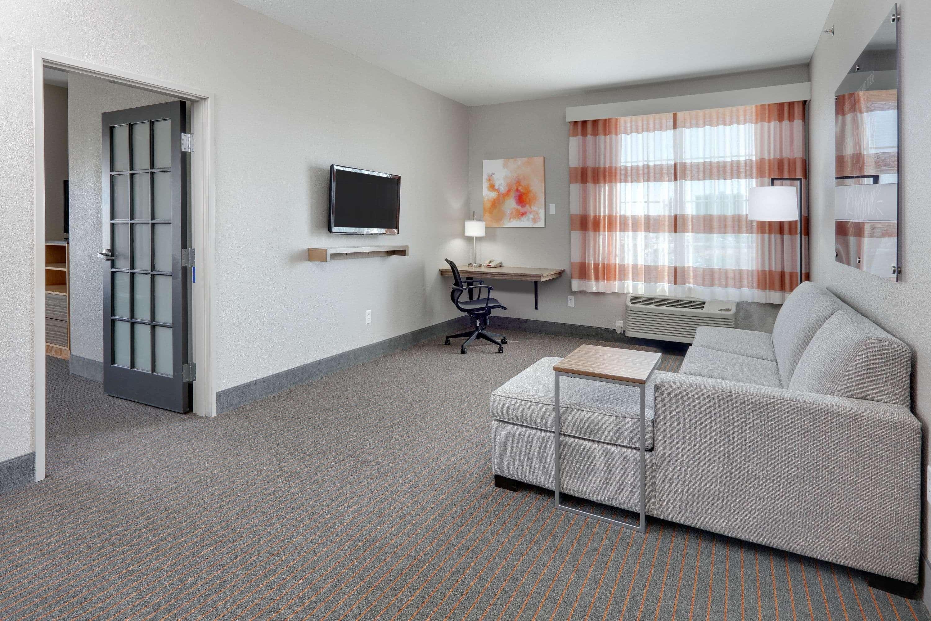 La Quinta By Wyndham Dallas Love Field Ngoại thất bức ảnh
