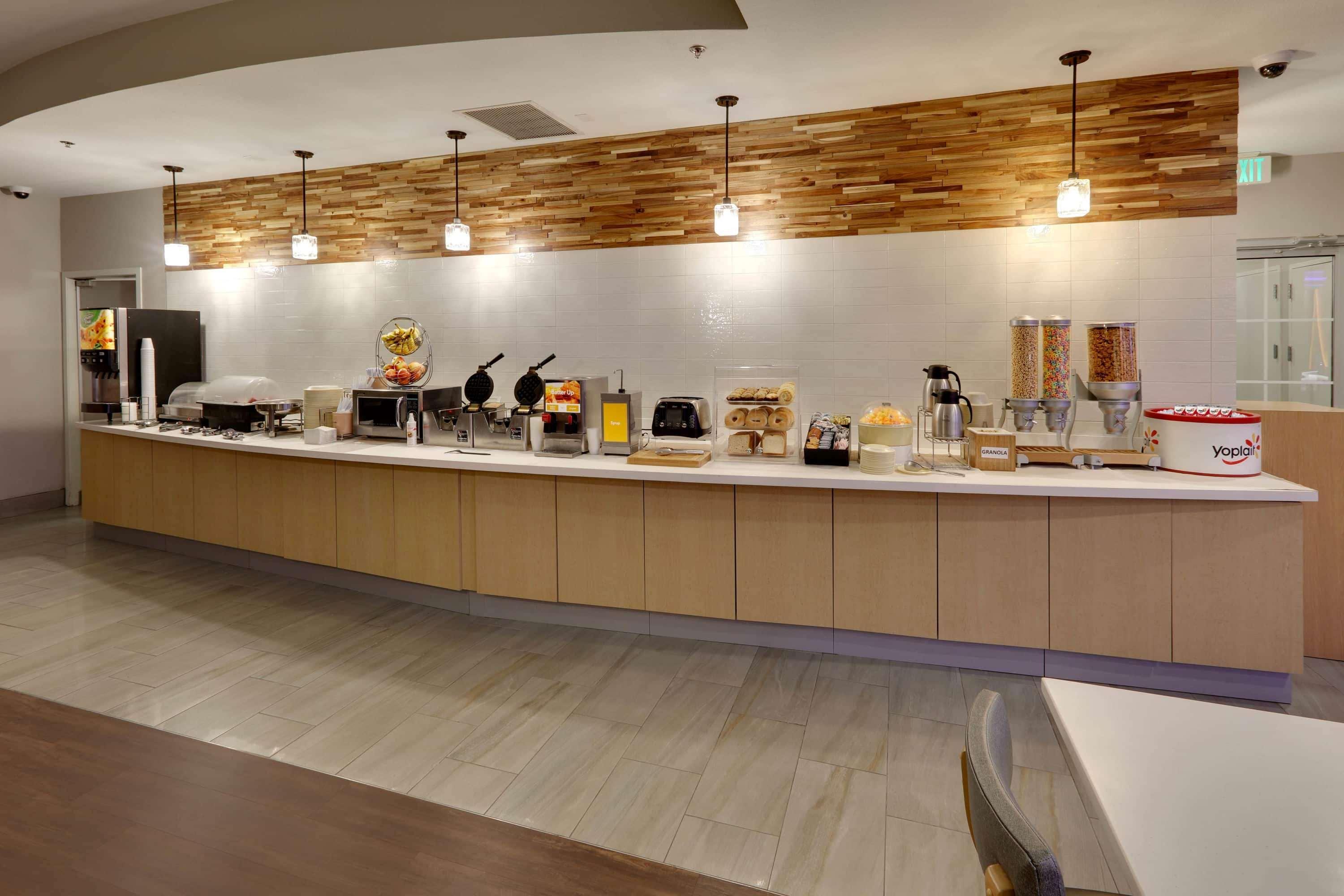 La Quinta By Wyndham Dallas Love Field Ngoại thất bức ảnh